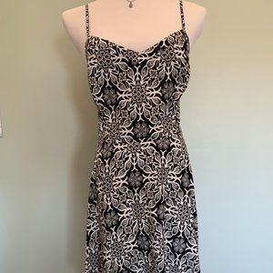 Floral Printed Fit and Flare Dress L